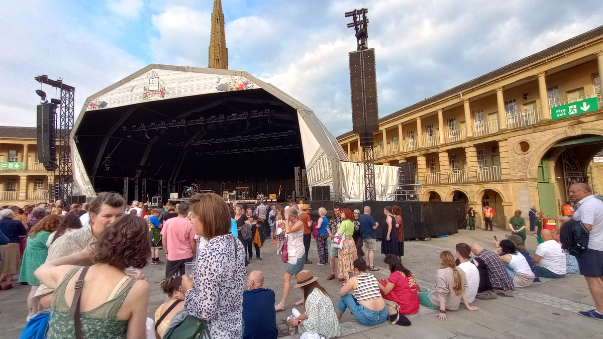 piece-hall-halifax